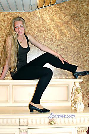 114100 - Kristina Edad: 19 - Ucrania