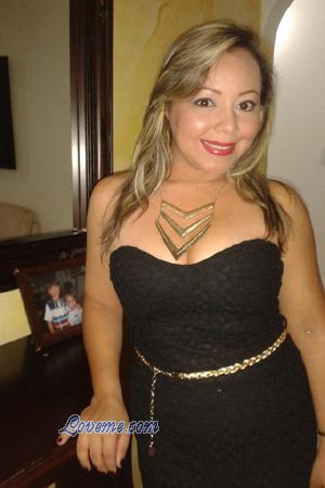 153283 - Jenifer Edad: 44 - Colombia