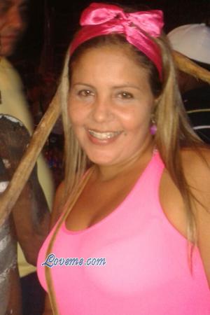 157356 - Karina Edad: 46 - Colombia