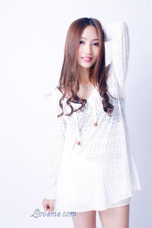 157391 - Xiaoxue Edad: 32 - China
