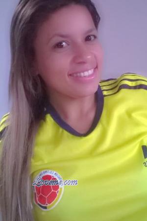 163088 - Dariela Edad: 43 - Colombia