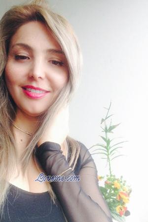 166204 - Esperanza Edad: 39 - Colombia