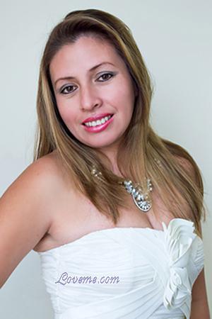 172099 - Claudia Edad: 40 - Per&uacute;