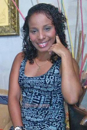 174050 - Yasaidys Edad: 36 - Colombia