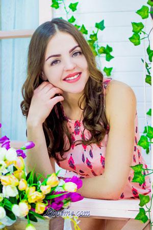 178700 - Nataliya Edad: 29 - Ucrania