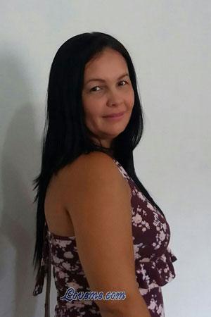 179795 - Minelva Edad: 49 - Colombia