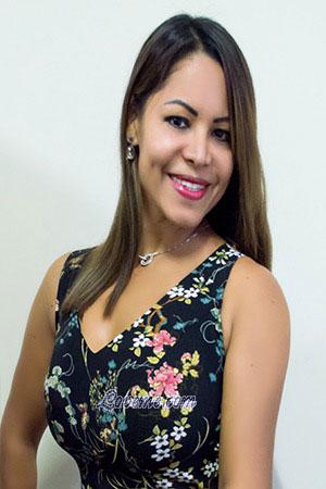 181037 - Luz Edad: 45 - Per&uacute;