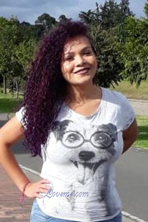 181313 - Lizeth Edad: 32 - Colombia