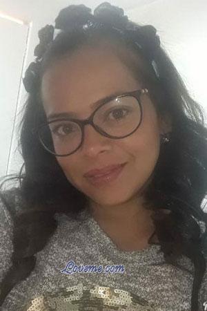 181685 - Martha Edad: 43 - Colombia
