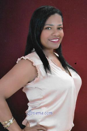 182240 - Deivis Edad: 49 - Colombia
