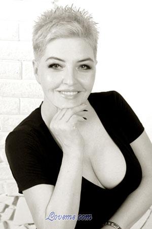 182388 - Yelena Edad: 51 - Ucrania