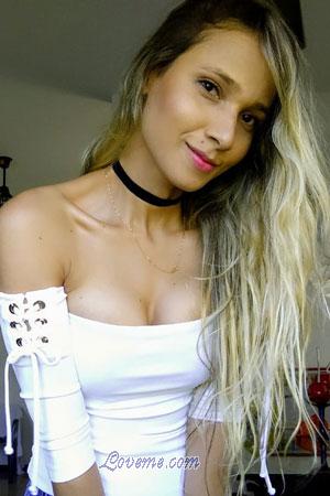 182395 - Alejandra Edad: 36 - Colombia