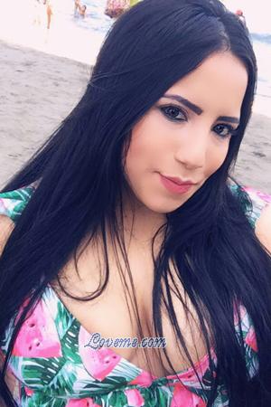 184687 - Maria Carolina Edad: 31 - Colombia