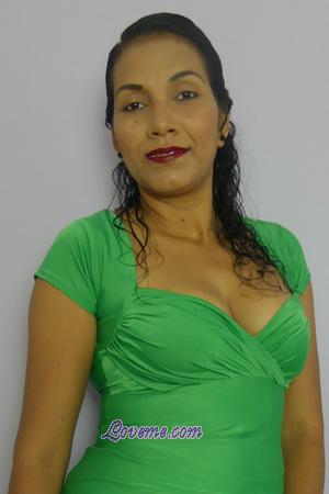 184696 - Jocelyn Edad: 40 - Colombia