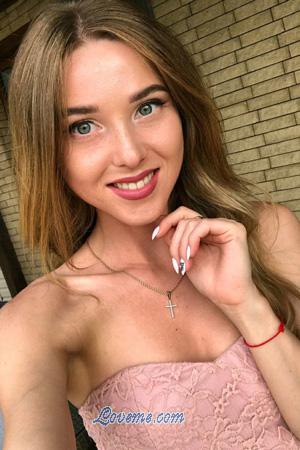 184934 - Julia Edad: 33 - Ucrania