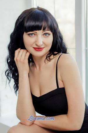 185305 - Yuliya Edad: 38 - Ucrania