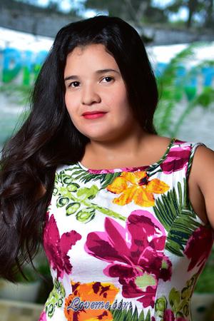 185315 - Liseth Edad: 36 - Colombia