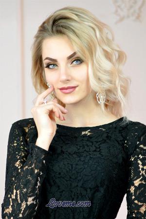 185892 - Marina Edad: 28 - Ucrania