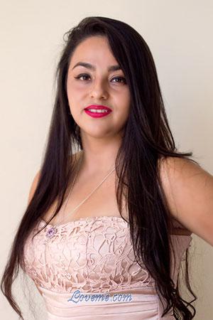 186675 - Judyth Edad: 32 - Per&uacute;