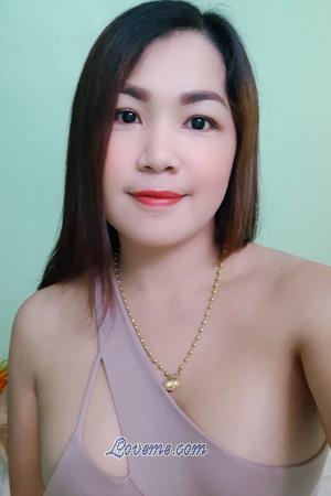 186788 - Nonglak Edad: 36 - Tailandia