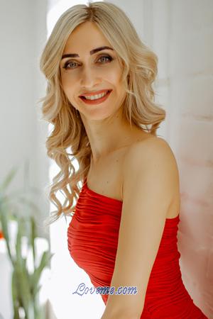 192011 - Alena Edad: 40 - Ucrania