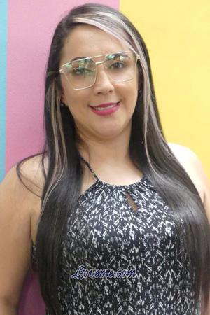 193294 - Janeth Edad: 38 - Colombia