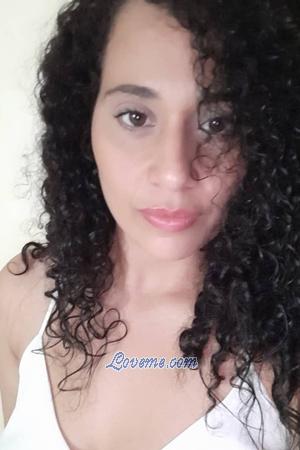 195458 - Adriana Edad: 38 - Colombia