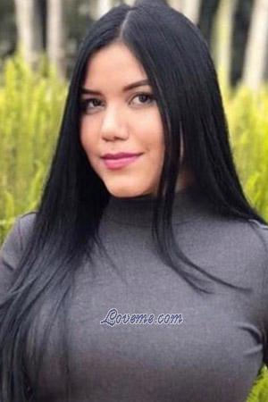 201585 - Denis Edad: 30 - Colombia