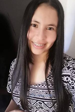 204180 - Arianna Edad: 30 - Colombia