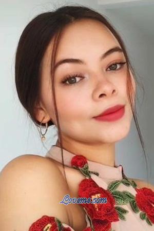 204728 - Jeimy Edad: 29 - Colombia