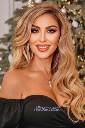 207829 - Julia Edad: 44 - Ucrania