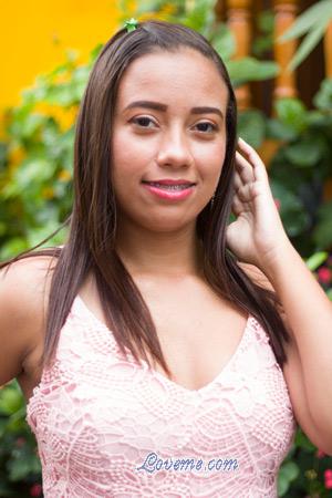 210691 - Karian Edad: 31 - Colombia