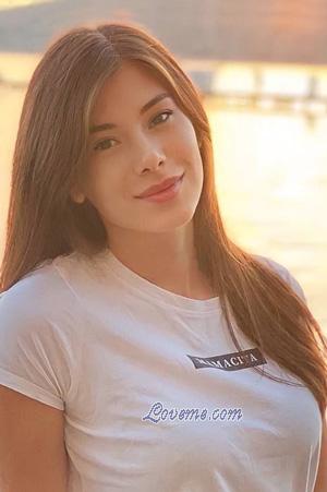 215872 - Albina Edad: 34 - Ucrania