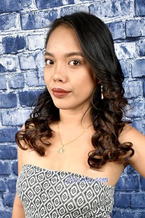 218076 - Liezl Edad: 25 - Filipinas