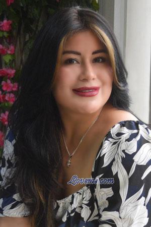 219504 - Jennyfer Edad: 31 - Per&uacute;