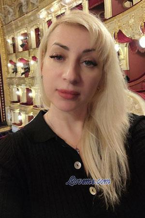221102 - Iryna Edad: 50 - Ucrania