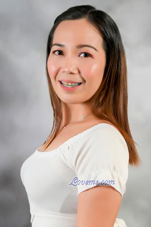 Ladies of Davao Ciudad
