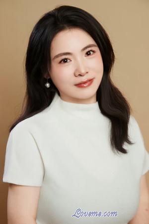 228033 - Laqin Edad: 39 - China