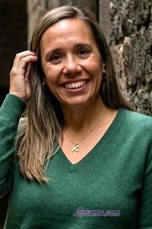 228108 - Daniela Edad: 43 - Venezuela