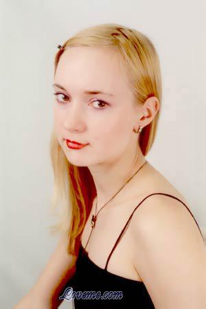 52114 - Larisa Edad: 29 - Russia