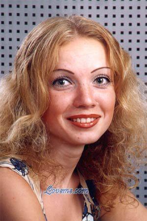 53851 - Juliya Edad: 25 - Ucrania