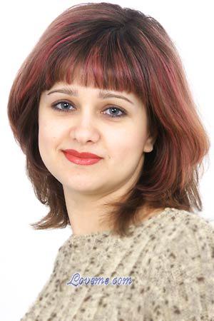 58010 - Irina Edad: 32 - Russia