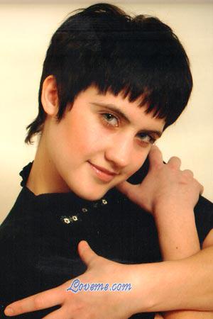 58011 - Olga Edad: 25 - Russia