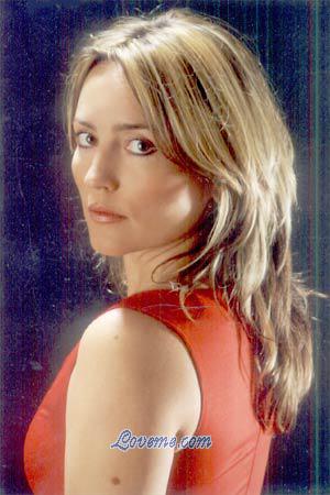 63226 - Larisa Edad: 42 - Russia