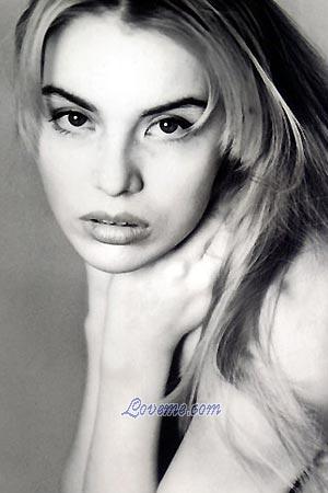 71852 - Guzel Edad: 33 - Russia