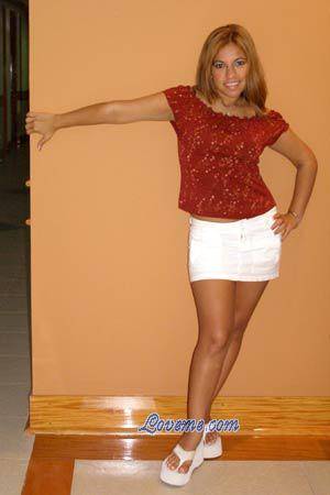 83865 - Karla Edad: 22 - Per&uacute;